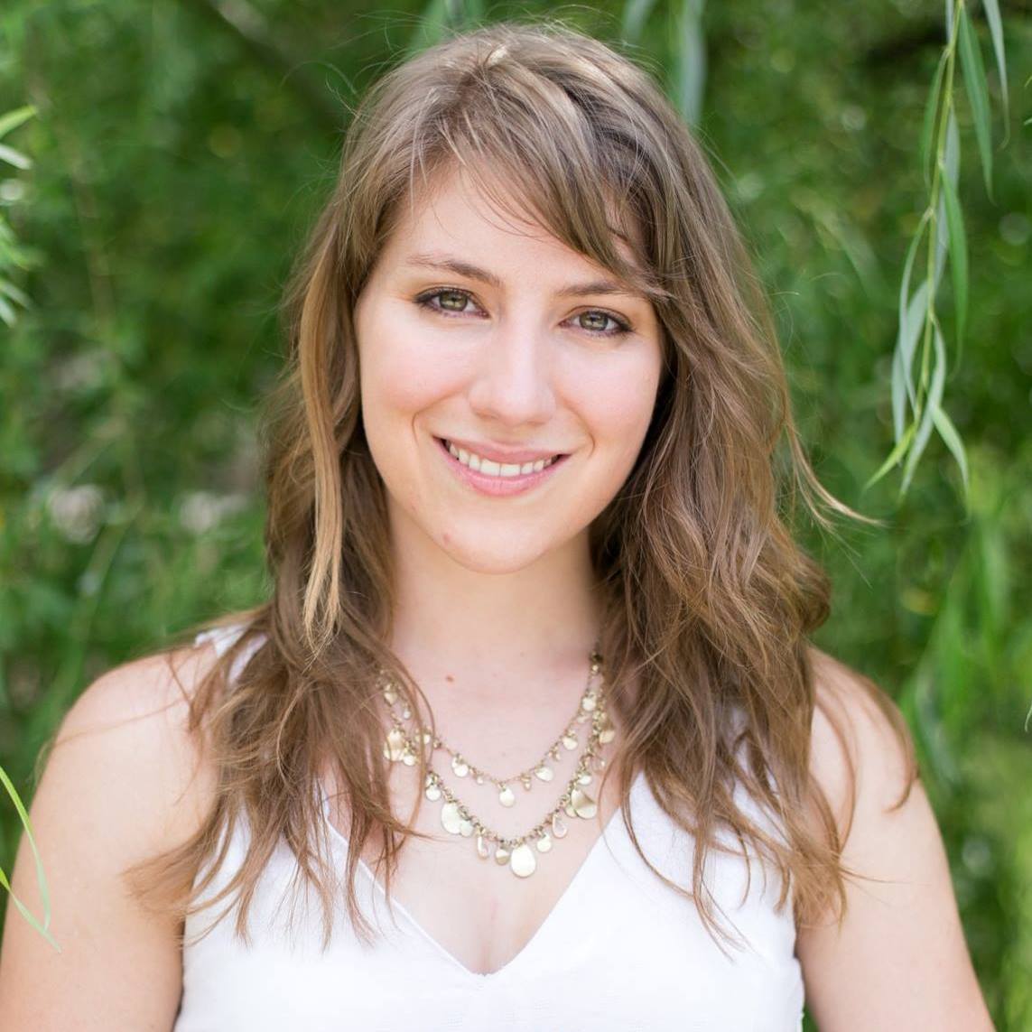 Annie Flood | Senior Graphic Designer, Empowered Ideas